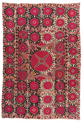 Tashkent Suzani, Uzbekistan, c. 320 x 220 cm, - Oriental Carpets, Textiles and Tapestries