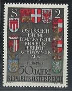 ** - Österr. Nr. 1305 mit stark verschobenem Golddruck, - Briefmarken