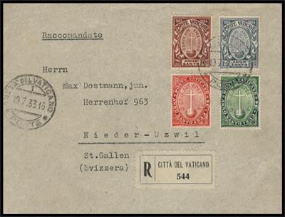 Kl. Partie Poststücke Europa - u.a. Vatikan Nr. 17/20 und 45/50 je auf Rekosatzbrief, - Briefmarken