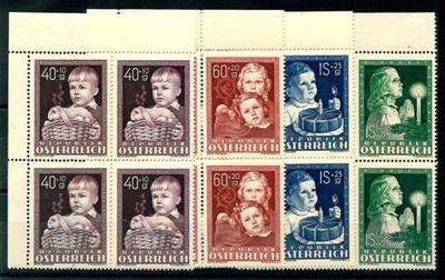 ** - Österr. 1949 Glückliche Kindheit - Briefmarken