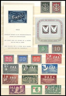 ** - Sammlung Schweiz ca. 1945/1985 u.a. mit PAX - Serie, - Známky