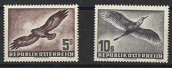 ** - Partie Österr. II. Rep. ab 1945 mit Einheiten - Bogenteilen etc., - Briefmarken