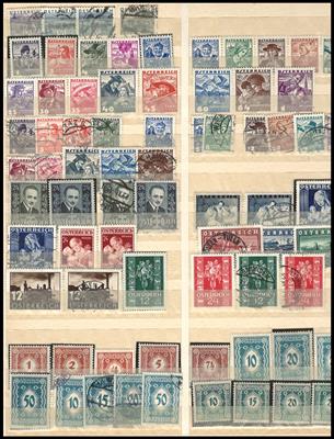 */gestempelt/**/Poststück - Kl. Sammlung bzw. Partie Österr. I. u. II. Rep., - Briefmarken