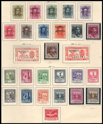* - Sammlung  Span. Andorra Ausg. 1928/1951 - u.a. Nr. 1/27 - Flug  Nr. I/XII, - Briefmarken und Ansichtskarten