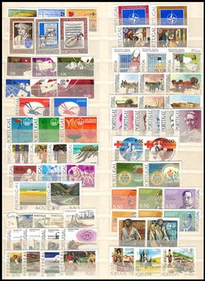 **/*/gestempelt - Partie Europa und Übersee, - Briefmarken und Ansichtskarten