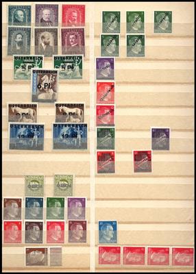 */*/gestempelt - Partie Österr. meist II. Rep., - Briefmarken und Ansichtskarten