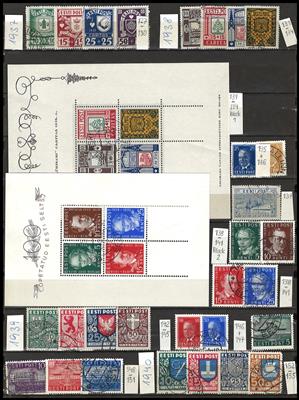 .gestempelt/Poststück - Partie Estland ab 1937 mit Poststücken, - Stamps and Postcards