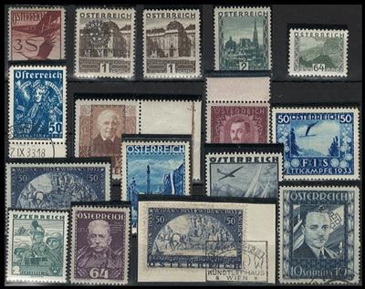 */**/gestempelt - Sammlung Österr. I. Rep. u.a. mit WIPA glatt gestempelt - WIPA Faser Briefstück - 10S DOLLFUSS gestempelt etc., - Známky a pohlednice