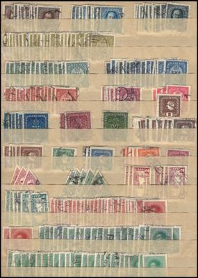 **/*/gestempelt - Bestand Österreich ab 1850 in verschied. Mengen, - Stamps and postcards