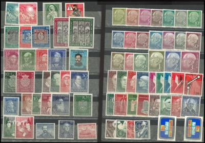 ** - Partie BRD 1949/55, - Briefmarken und Ansichtskarten