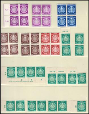 ** - DDR - Sammlung Dienstmarken, - Briefmarken und Ansichtskarten