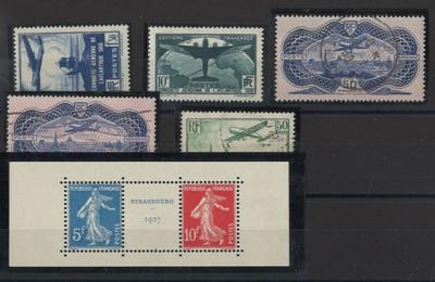 .gestempelt/**/* - Sammlung Frankreich ca. 1850/1961 u.a. Nr. 218/19 im waagr. Streifen **, - Briefmarken und Ansichtskarten