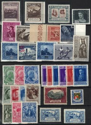 **/*/(*) - Sammlung Liechtenstein ca. 1912/1995, - Stamps and postcards