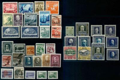 **/*/(*) - Sammlung Österr. 1890/1937 mit Porto - Feldpost und Bosnien etc., - Briefmarken und Ansichtskarten
