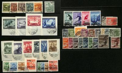 Briefstück/gestempelt - Partie Österr. I. Rep. u.a. mit FIS I/II - Flug 1925/30 etc., - Stamps and postcards