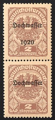 **/* - Österreich Nr. 352 AI, senkrechtes Paar, obere Marke normaler Aufdruck *, untere Marke ohne "1920" - Briefmarken