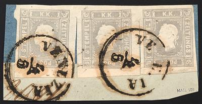 Briefstück - Österr. Nr. 17 grauviolett im waagr. DREIERSTREIFEN auf kl. Schleifenstück mit Venetien-Stempeln VENEZIA, - Francobolli