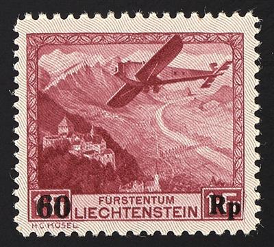 ** - Liechtenstein Nr. 148 II (Plattenfehler: Farbstrich in rechter unterer Ecke) mit Normalmarke, - Stamps