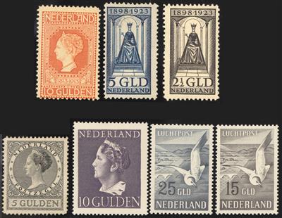 */** - Sehr schöne Sammlung Niederlande Ausg. 1852/1960 m. Portom., - Stamps