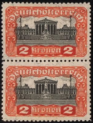 ** - Österr. Nr. 284E (fehlendes Stecherzeichen) im senkrechten Paar mit Nr. 284, - Stamps and postcards