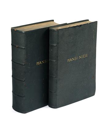 Niese, Hansi, - Autographs, manuscripts, certificates