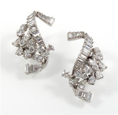 Brillant Diamantohrclips zus. ca. 4,50 ct - Walzerzauber - Kostbarkeiten zur Ballsaison