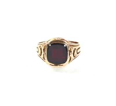 Granat Ring - Schmuck Abendauktion