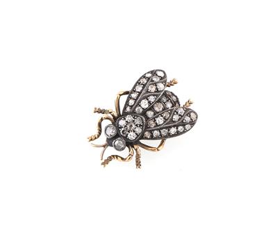 Diamantbrosche Fliege zus. ca. 0,85 ct - Exquisite jewellery