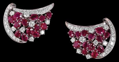 Brillantohrclips mit tlw. unbehandelten Rubinen zus. ca. 4 ct - Exquisite jewellery