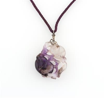 Geschnitzter Amethyst Anhänger - Exquisite jewellery