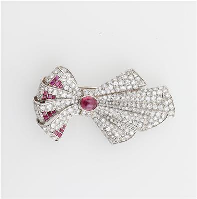 Diamant Rubin Brosche - Erlesene Juwelen und Exklusive Schreibwaren Weihnachtsauktion
