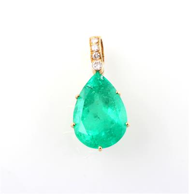 Smaragd-Brillantanhänger ca. 55,00 ct - Jewellery