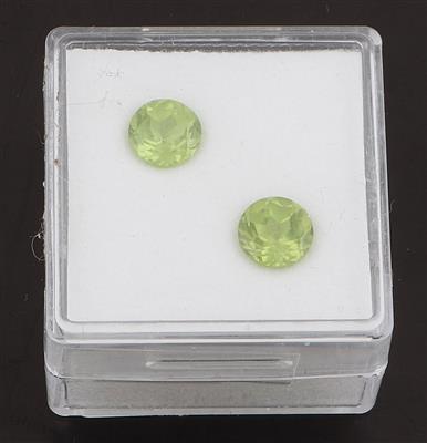 2 lose Peridote zus. 1,95 ct - Exclusive diamonds and gems