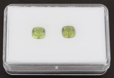 2 lose Peridote zus. 2,90 ct - Exclusive diamonds and gems