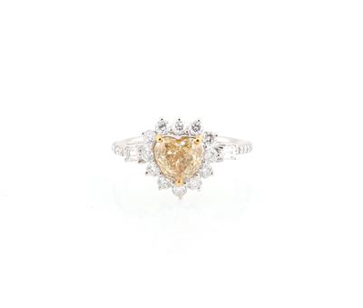 Diamantring mit Fancy Brownish Yellow Diamant im Herzschliff 1,42 ct - Exklusive Diamanten und Farbsteine