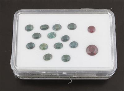 Lot aus losen Rubinen zus. 1,88 ct und losen Saphiren zus. 5,40 ct - Exkluzivní diamanty a drahokamy