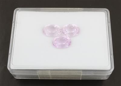 3 lose Kunzite zus. 38,76 ct - Klenoty