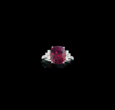 Diamantring mit unbehandeltem Burma Spinell 6,27 ct - Exklusive Farbsteine