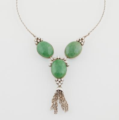 Brillantcollier mit Schmucksteinen aus der Jadegruppe - Exquisite jewellery