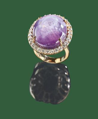 Brillantring mit unbehandeltem Purple Sternsaphir 72,49 ct - Exklusive Farbsteine