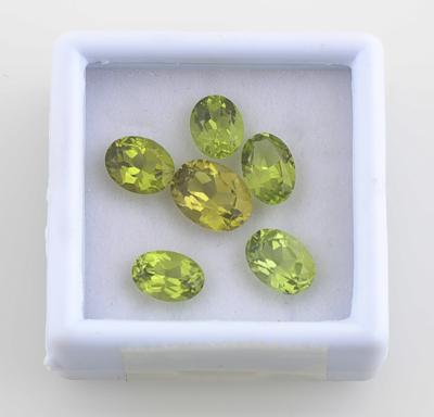 Lot lose Peridote zus. 11,60 ct - Exkluzivní šperky