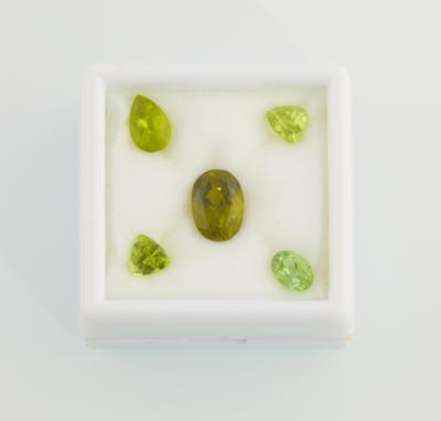 5 lose Peridote zus. 7,30 ct - Exklusive Farbsteine