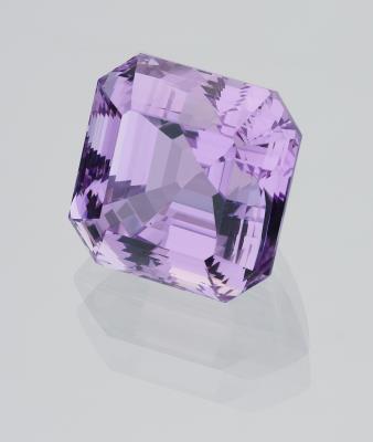 Loser Kunzit 136,82 ct - Exkluzivní šperky