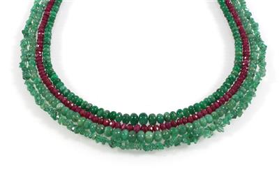 3 Smaragd und 1 Rubin Halskette - Gioielli