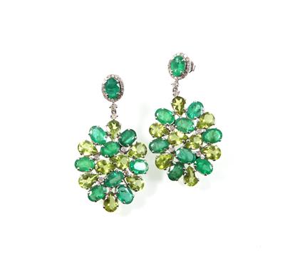 Smaragd Peridotohrgehänge zus. ca. 23,50 ct - Gioielli