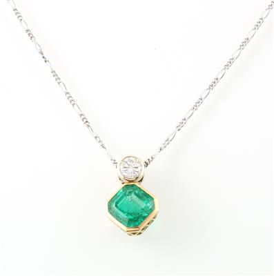 Brillant Smaragdcollier - Jewellery