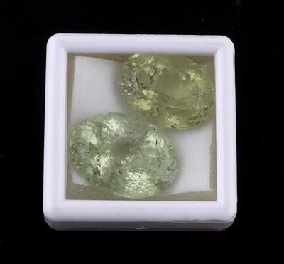 2 lose Berylle 42,16 ct - Sommerauktion Diamanten, Farb- und Schmucksteine