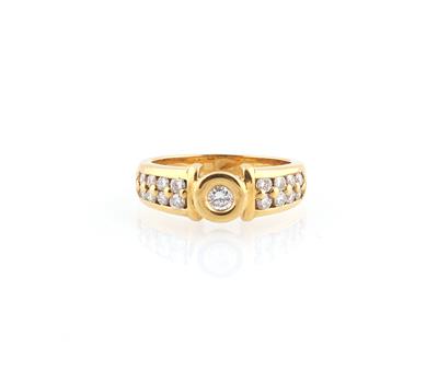 Brillantring zus. ca. 0,70 ct - Schmuck