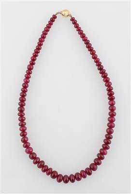 Collier mit behandelten Rubinen - Klenoty