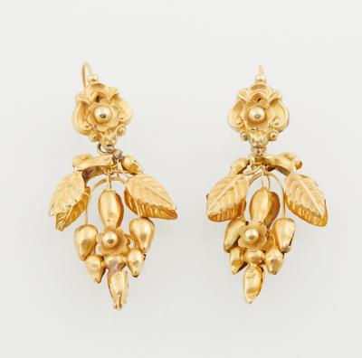 Zwei Ohrgehänge - Jewelry